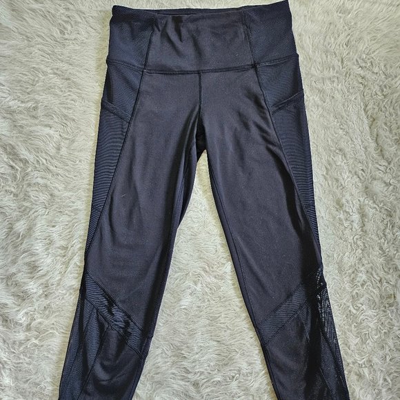 Ivivva by Lululemon Girl's Black Mesh Legs Cropped Legging Pants Size 14 - Picture 1 of 8